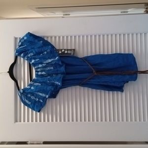 Three way top with belt